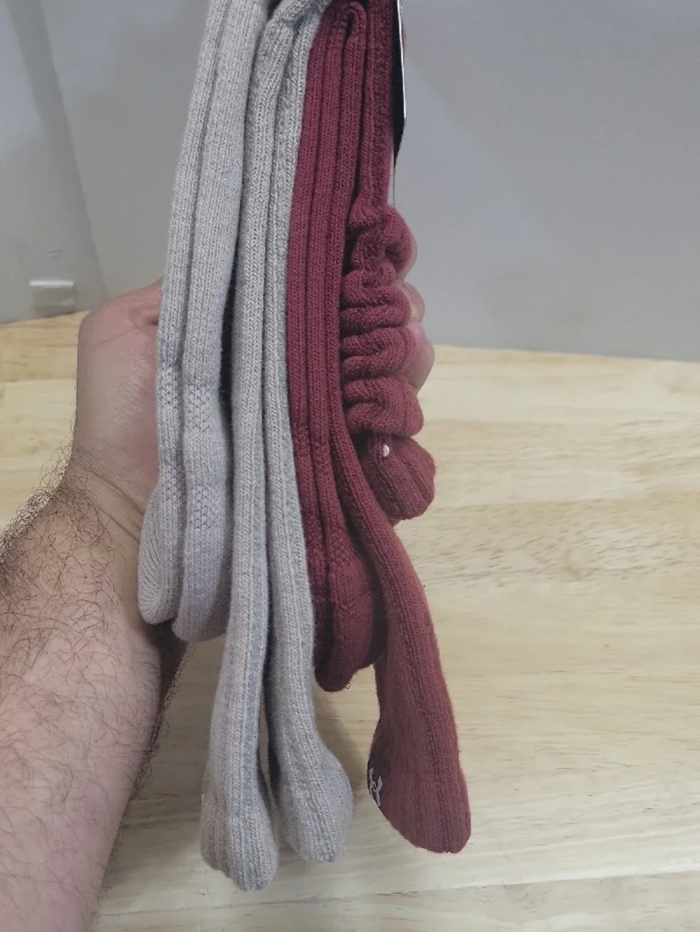 Under Armour Men’s Cushioned Scrunch Crew Socks - Burgundy & Beige - 2 Pack